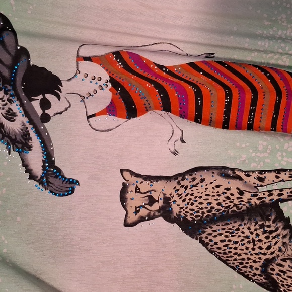 Stylish Graphic Short Sleeve Tee - Picture 1 of 4
